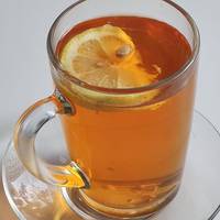 – Мені чай, будь ласка. Чорний без цукру. – попросила Ніна, відклавши меню. – Просто чай? – здивувалася Алла, уважно подивившись на стару знайому: її пильне око зазначило відсутність прикрас і манікюр