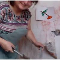 У п’ятницю після роботи Марія білила стелю, а в суботу клеїла шпалери в кімнаті. Зять допомагати відмовився: «Це не моя квартира, каже, а тещі, ніяких ремонтів я в ній робити не буду принципово».