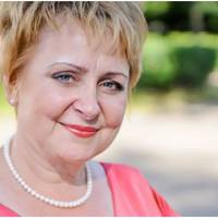 Якось повернувшись раніше додому, я пішла розігріти собі млинці. Відкриваю мікрохвильовку, а вона вся в краплях жиру від борщу. Я розумію, що вдома, крім невістки, нікого не було.