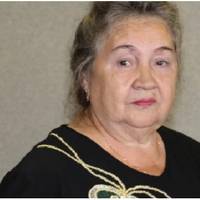 Моєму сину 50 років, нещодавно він розлучився, квартиру залишив доньці, а сам переїхав жити на дачу. Але нещодавно ми дізналися, що в тій квартирі тепер живе моя колишня невістка з своїм новим чолові