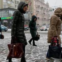 Коли не стало мого чоловіка, то свекри мали зі мною серйозну розмову. Вони знали, що я ще молода, але просили, щоб я більше не виходила заміж, а берегла пам’ять про їхнього сина, а вони мені допомагат