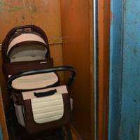 Мій син вже 5 років одружений, живе в однокімнатній квартирі невістки. За ці роки я жодного разу у них не була, як тільки не напрошувалася, вони мене до себе не кличуть.