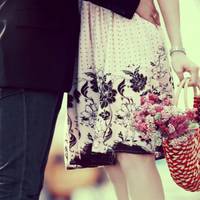 Стали жити з моїми батьками. І дуже скоро про це пошкодували.Мама часто казала моїй дружині, що вона нікчемна господиня.