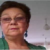 Після весілля молоді почали жити у нас, що дуже не сподобалося невістці. Вона була впевнена, що ми придбаємо єдиному синові окрему квартиру. Коли я сказала, що зараз у нас немає на це грошей, Надія за