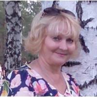 Одного разу я з внучкою і Василем, який приїхав до мене в гості, гуляли на дитячому майданчику біля будинку. В той день невістку відпустили з роботи і вона повернулася швидше.