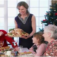 Я родом з села, заміж вийшла 8 років тому. Так, мої свекри добре живуть, у них є власна трикімнатна квартира, дача і машина. Але ми з чоловіком, на їхнє майно не розраховуємо, хоча мій чоловік і єдин