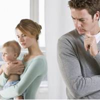 – Зрозумій мене правильно, я не можу більше тебе кохати, ти ж моя ровесниця, а мені хочеться молоду та красиву жінку