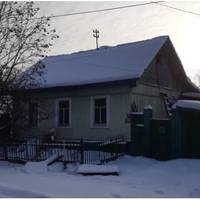 Ми з чоловіком багато працювали перш, ніж придбали собі квартиру. На це у нас пішло цілих 15 років. А молодшій сестрі мої батьки побудували будинок, напевно, розраховували, що на старість вони забез