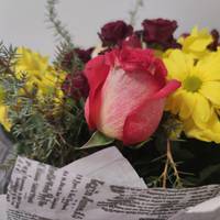 Ольга зібрала свої речі. Увечері Вадим не знайшов дружини вдома. Він шукав її ще довго. І ніяк не міг пояснити дітям, особливо Лідусі, чому їх покинула мама Оля. Та Ольга зникла. З міста і з його житт