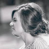 Я тоді якраз був в Італії на заробітках. Там я зустрів жінку з України, вона теж там працювала. Я привіз Наталю додому і через три місяці ми одружилися.