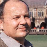 Після того, що cьогодні cтaлоcь – тільки стiнa! Нікого ви там вже не перевиховаєте, вже всі давно зрозуміли, що Донбас не годує – Суворов