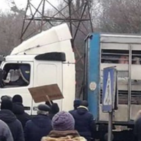 Мосійчук: Прямо зараз мої земляки з міста Лубни та навколишніх сіл на Полтавщині масово перекривають трасу Київ-Харків протестуючи проти свавілля ПАТ «Лубнигаз» і драконівських тарифів на транспортува