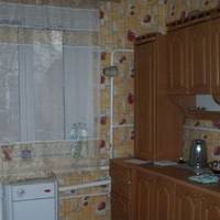 З чоловіком я прожила багато років у шлюбі. На роботу я не ходила, але робила вдома все сама. Чоловік завжди говорив, що йому зі мною пощастило, хвалився перед друзями, що в нього найкраща дружина.