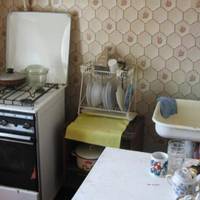 Коли свекруха дізналася, що ми чекаємо дитину, то подарувала нам квартиру. Ми облаштувалися там, зробили гарний ремонт. А потім мати чоловіка захотіла мати свій бізнес, вона взяла кредити, напозичала