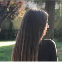 13 років Андрій не міг забути Ольгу. Андрій випадково зустрів Ольгу в аеропорту, вони летіли одним рейсом на відпочинок в Туреччину. Так доля знову їх звела