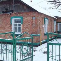 Чоловік залишив мене з маленьким сином на руках. Розлучення у нас було не просте, я змінила житло, змінила роботу. Для нас з сином я заробляла сама.