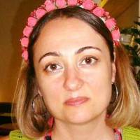 Киянка: “Заходжу в маленький магазинчик біля метро. Там директор, проводить міні нараду з персоналом з приводу спілкування з покупцями українською”