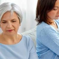 Як почався опалювальний сезон, у мене зовсім не вистачало пенсії, щоб оплатити комунальні послуги. Я довго думала та вагалася, а потім зателефонувала до свого сина і вперше в житті попросила заплатит