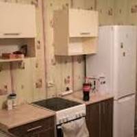 Ось уже четвертий рік разом з Мариною Юріївною в її двокімнатній квартирі живе син із сім’єю – дружиною Оксаною і дворічною донькою. Реальних перспектив роз’їхатися немає зараз у них жодних.