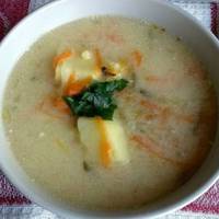 За два дні до Різдва батьки Галини надумали розлучитися. Галя повірити не може, бо їм по 67 років. Мама скаржиться, що втомилася дуже: батько нічого в домі не робить, постійно хоче свіжу їжу, шкарпетк