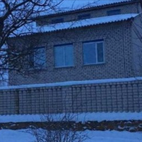 Поки моя сестра Вікторія висилала чоловікові гроші з Італії, він побудував за них хату на подвір'ї своїх батьків і привів туди іншу жінку. Вікторію навіть на обійстя ступити не пустили, коли вона пове