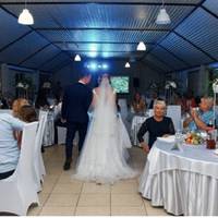 Подарували на весілля племіннику 20 000. Тепер з родичами не спілкуємося