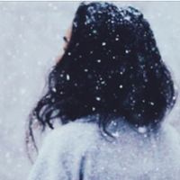 Чоловік приїхав із заробітків в вересні, привіз зарплату за два місяці. Але ті гроші ми вже давно витратили, дійшло до того, що чобітки дитині на зиму я не мала за що купити.