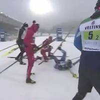 Відео. Ганебний вчинок російського лижника на етапі Кубка світу. Збірну Росії дискваліфіковано!