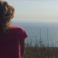 Чоловік дуже наполягав, щоб на свята ми пішли в гості до моїх батьків. І тільки за столом, коли він почав розмову про гроші, я зрозуміла, чому він так себе поводить.