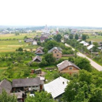 – Старший син тут у мене, уявляєш, що заявив? – розповідає сорокарічна Валерія. – Дітей, каже, у мене не буде ніколи! Я його питаю – чому це? А він – не хочу, каже, щоб їм довелося рости в таких же зл