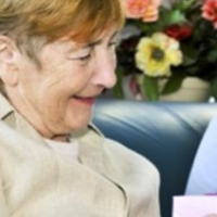 Зовсім випадково я зайшла на сторінку сестри чоловіка і побачила фотографії з дня народження її сина. На одній з них він був з гарним новим велосипедом. До фото був підпис: «А це подарунок від нашої у