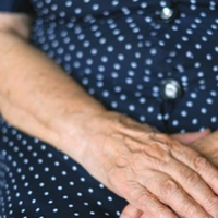 Моя мама завше каже, і я її в цьому повністю підтримую: «Доню, якщо я на старості років геть не зможу сама себе обійти, віддай мене в будинок для людей похилого віку.