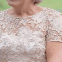 Ярослава всі 20 років думала – нехай чоловік і не любить, але живе з нею. А про поїздки в село і мови не могло бути, ця тема назавжди стала забороненою в їхній сім'ї. Але цього разу треба було їхати.