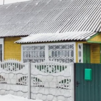 Мама Степана, яка багато років пропрацювала в сільраді і була впливовою в селі людиною, говорила всім, що майбутня дитина Люби до них не має ніякого відношення, і що її Степан до цього взагалі не прич