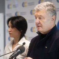 Епоха шоуменів cьогодні закінчилася і дуже дорого обійшлася Україні — Порошенко про скандальну заяву Зеленського щодо Криму