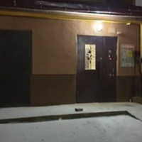 Перед самою пенсією мама чоловіка втратила роботу. Ми обоє цілими днями сиділи вдома, піти нікуди було ні мені, ні їй. Коли свекруха почала демонстративно гучно прибирати в квартирі якраз в той час, к