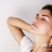 Зустріла свого шкільного вчителя по танцям і тут він випив вина і каже: “Ну, що дівчата? У Сауну поїдемо?”. Сказав, що згадав мою гарну фігурку… А мені, агов, тоді було 12 років…