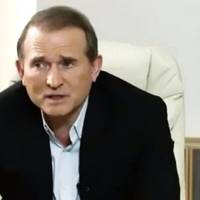 “Укpaинa – этo иcкуcтвeннoe oбpaзoвaниe!”: Кум Путіна Вiктop Мeдвeдчук дaв iнтepв’ю пpoпaгaндиcтaм Russia Today