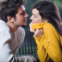 Де ж ти так довго була? Дивись, як там холодно. Іди на кухню, я зробив тобі гарячий чай. Ідеш в теплу ванну зігрітися? Чи спершу повечеряєш? – І з того часу, я почала цінувати свого чоловіка ще більше