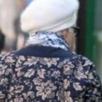 Я зрозуміла б, якби моя сестра жила бідно, але ж вона забезпечена людина і могла б допомогти мамі чоловіка. Справа в тому, що у свекрухи моєї сестри Валентини маленька пенсія.