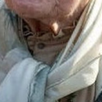 Орися відразу сказала Ярославу, коли той покликав заміж, що з його мамою жодного дня не буде жити. Бо мама Орисі все життя прожила зі свекрухою, жилося їй там не солодко, а коли прийшла старість, то в