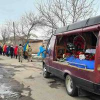 “Море сліз та біль втрати”: на Одещині в останню дорогу провели хлопця який 3 дні назад потрапив у кулементий обстріл