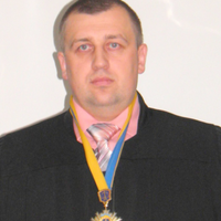 Антикорупційний суд засудив до шести років ув’язнення суддю-хабарника Івана Тулика