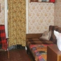 Якраз ми зіграли весілля з Іваном і я народила двох хлопчиків, маленьких синочків. Чоловік був дуже щасливим. Мені було важко, а потім діти пішли в садочок. Я влаштувалася працювати в магазин, де і зу