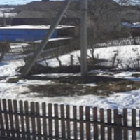 В селі свекор вважався добрим господарем, у нього всюди завжди був порядок. І тільки нам було відомо, якою ціною йому все це дістається. Коли чоловік залишився без роботи, а я сиділа в декреті з двома