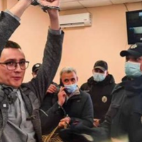 Сергій Притула : Слухайте, люди в мундирах.. Ми будемо діяти! Не вірите? Запитайте в Яника, Пшонки і Захарченка!