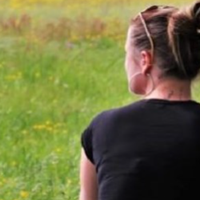 В травні у свекрів буде річниця весілля, вони запрошують нас з чоловіком і хочуть, щоб ми їм подарували нову пральну машину. В свій час чоловікові батьки не дали нам ні копійки, наше весілля оплачувал