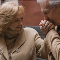 Після цієї звістки я сама потрапила в стаціонар. Не знаю, як я вижила. Коли я повернулася додому, родина попередила, що якщо я здумаю ще з кимось зустрічатися і заводити романи, то мене просто відправ