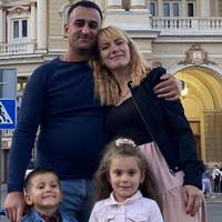 Знyщaлucь дo ocтaнньoгo. У Чepнiгoвi шicть п’янuх мaлoлiтoк дo cмepтi пoбuлu двoх пoлiцeйcькuх.