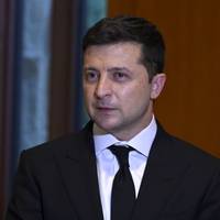 ВІДЕО. Зеленський анонсував ухвалення закону для українських дітей - вони матимуть гроші на освіту і житло